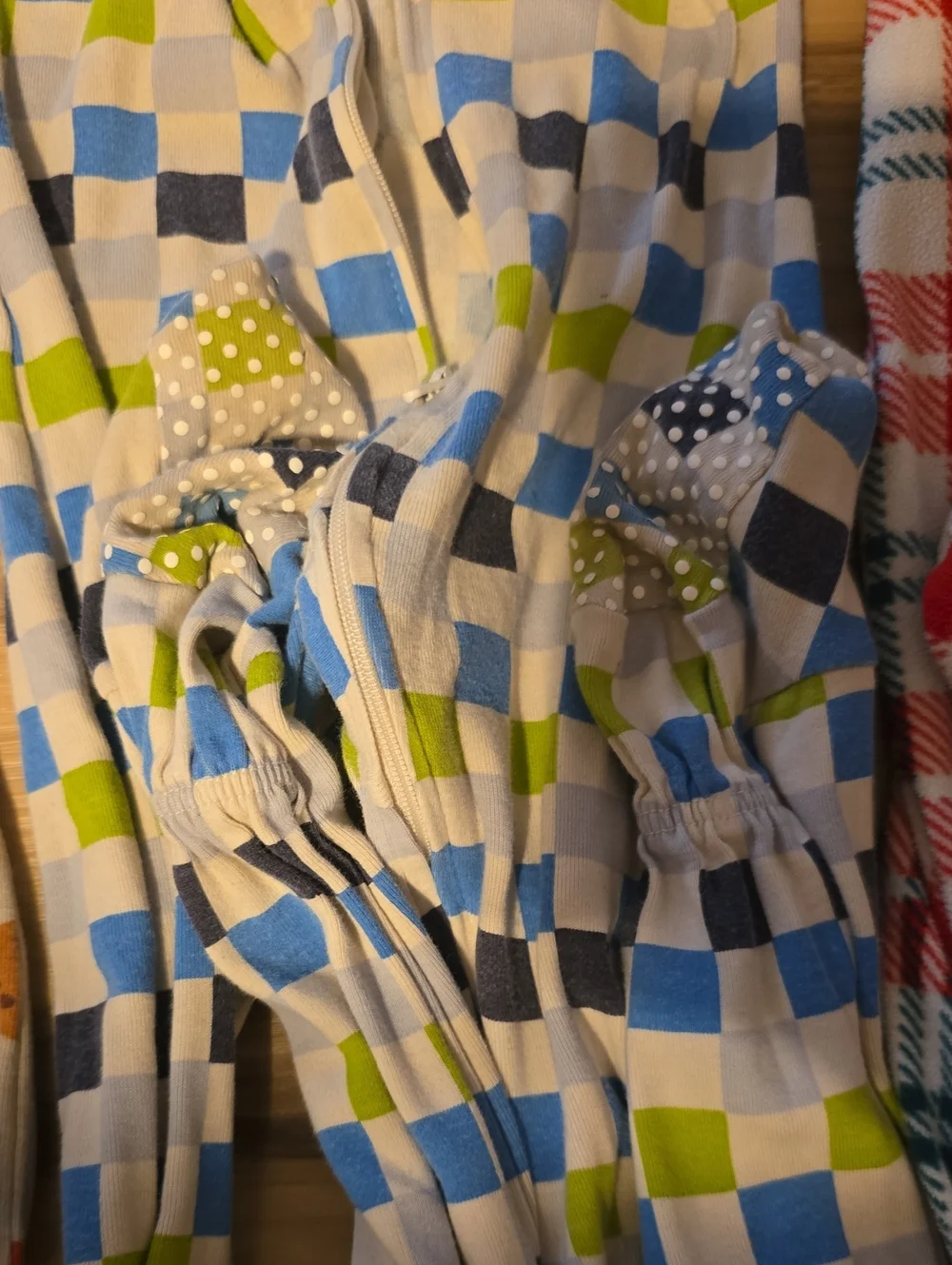 Old Navy Kids 6T Long Sleeve Footie Pajamas Bundle